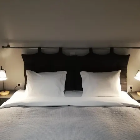 아파트 Serenity Suites #1
